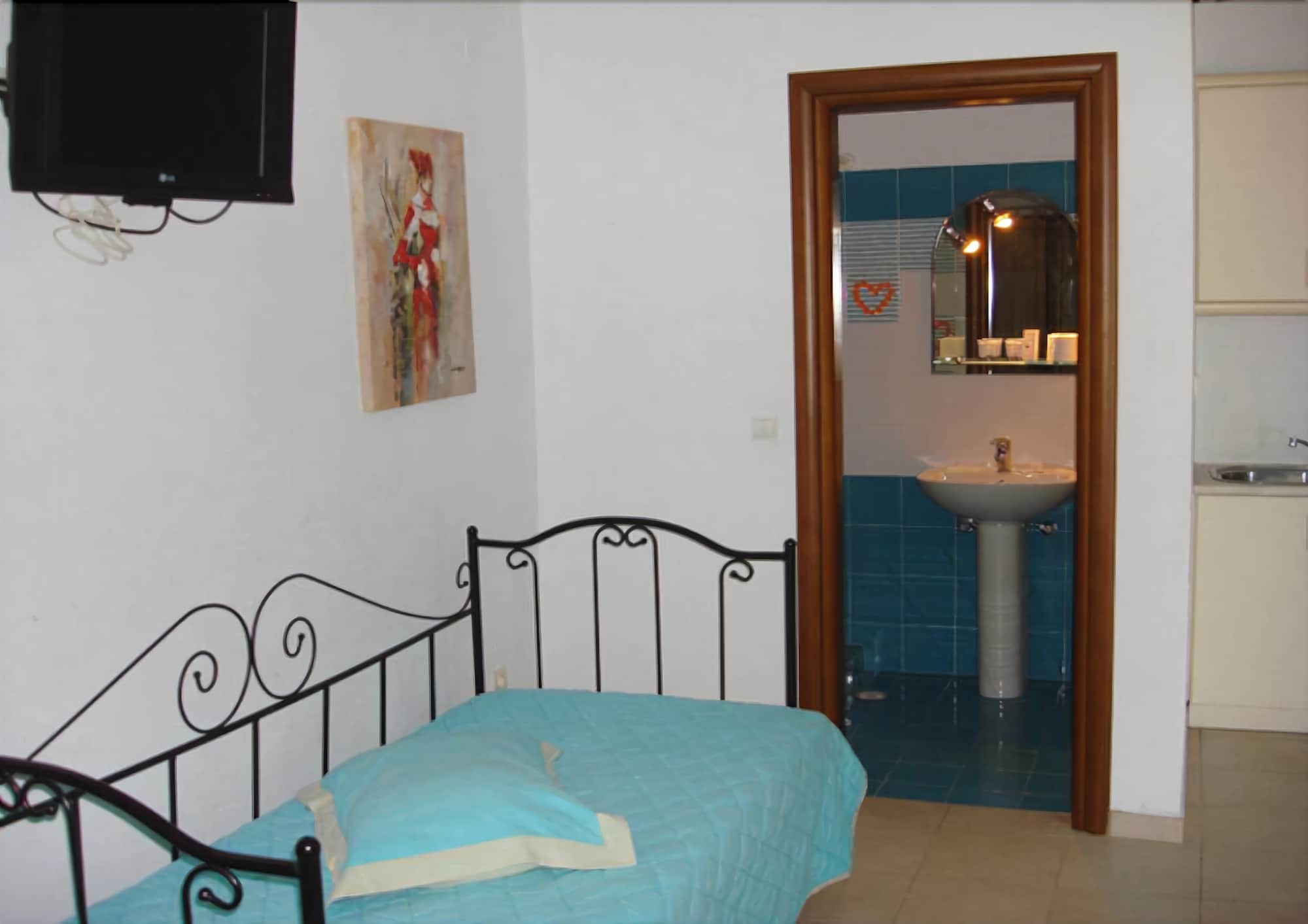 Loukia Apartments Artemonas エクステリア 写真